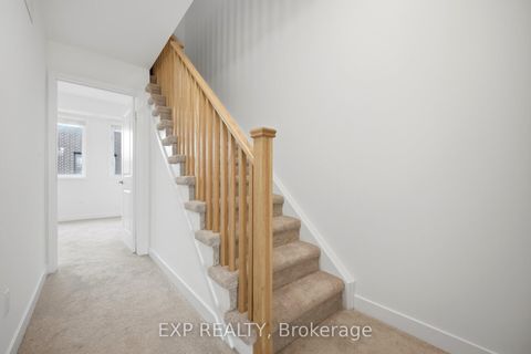 Photo 18 at 66 - 60 Winston Park Boulevard, CFB, Toronto