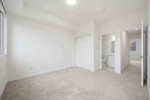 Photo 22 at 66 - 60 Winston Park Boulevard, CFB, Toronto