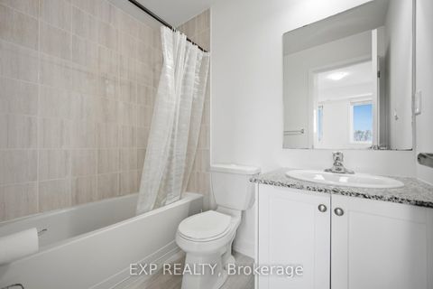Photo 23 at 66 - 60 Winston Park Boulevard, CFB, Toronto