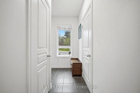 Photo 3 at 2 - 110 Caledonia Park Road, Davenport, Toronto