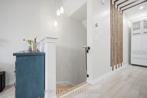 Photo 18 at 2 - 110 Caledonia Park Road, Davenport, Toronto