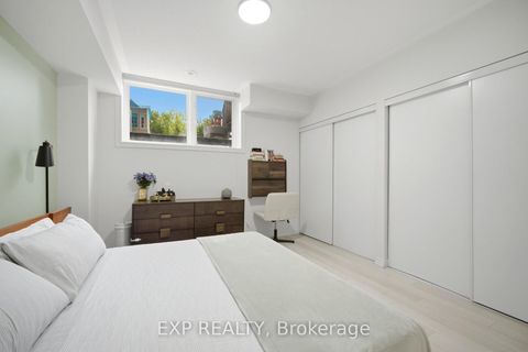 Photo 21 at 2 - 110 Caledonia Park Road, Davenport, Toronto