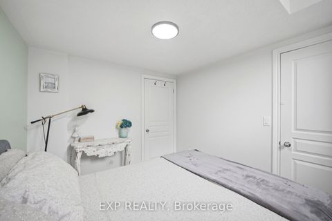 Photo 25 at 2 - 110 Caledonia Park Road, Davenport, Toronto