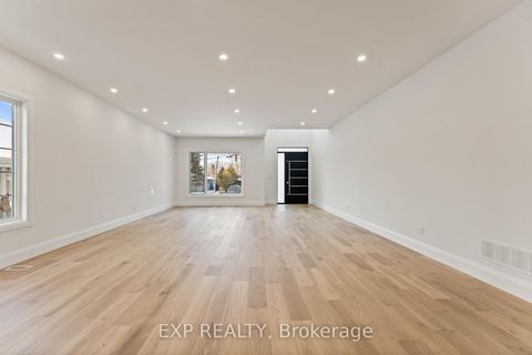 Photo 9 at 241 Parkway Avenue, Keswick South, Georgina