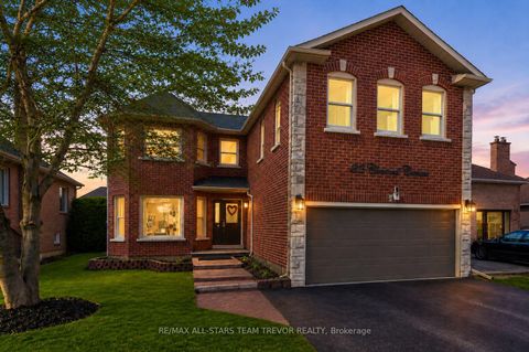 Photo 0 at 22 Chartwell Crescent, Keswick North, Georgina