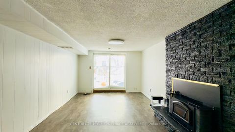 Photo 1 at 108 Kozlov Street, Sunnidale, Barrie