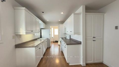 Photo 26 at 108 Kozlov Street, Sunnidale, Barrie