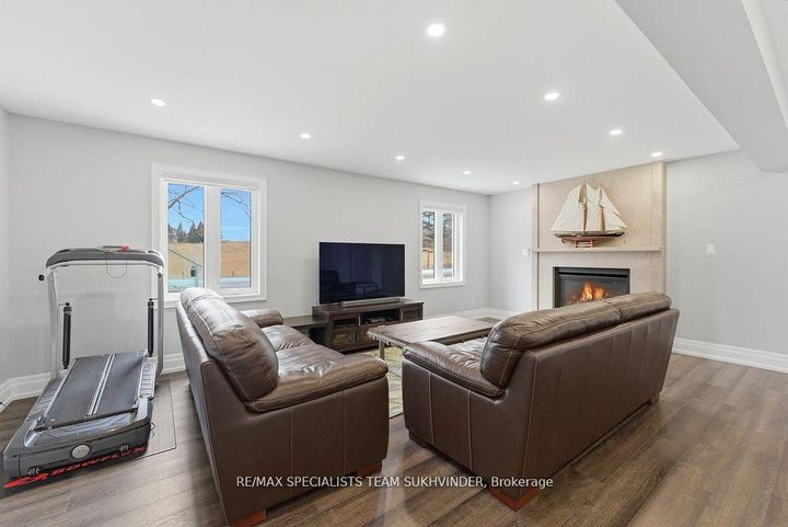 Photo 31 at 12463 Eighth Line, Rural Halton Hills, Halton Hills