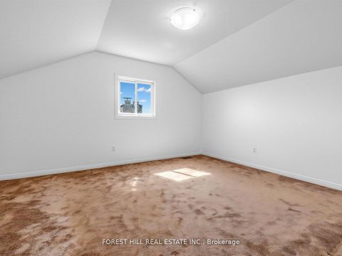 Photo 27 at 32 Saddletree Drive, Steeles, Toronto