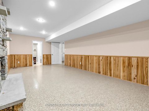 Photo 35 at 32 Saddletree Drive, Steeles, Toronto