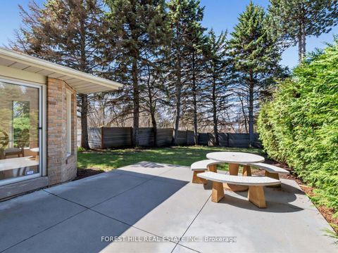 Photo 37 at 32 Saddletree Drive, Steeles, Toronto