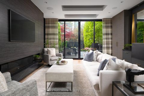 Photo 7 at 23 Lowther Avenue, Annex, Toronto