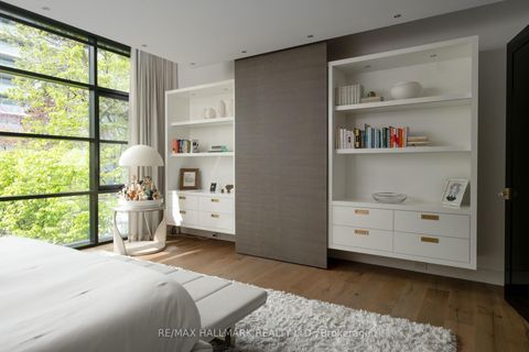 Photo 14 at 23 Lowther Avenue, Annex, Toronto