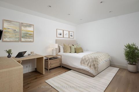 Photo 22 at 23 Lowther Avenue, Annex, Toronto