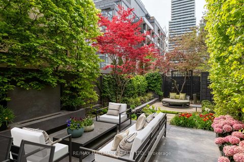 Photo 27 at 23 Lowther Avenue, Annex, Toronto