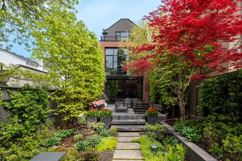 Photo 30 at 23 Lowther Avenue, Annex, Toronto