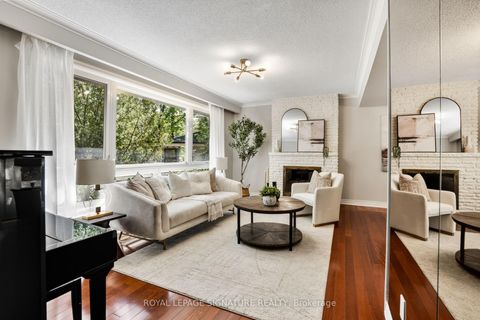 Photo 5 at 43 Sagebrush Lane, Donalda, Toronto