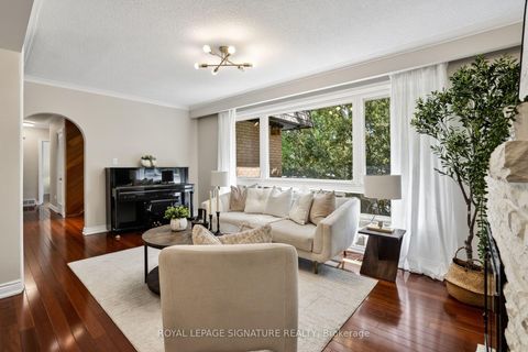 Photo 7 at 43 Sagebrush Lane, Donalda, Toronto