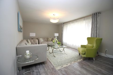 Photo 4 at 58 Maple Grove Avenue, Oak Ridges, Richmond Hill