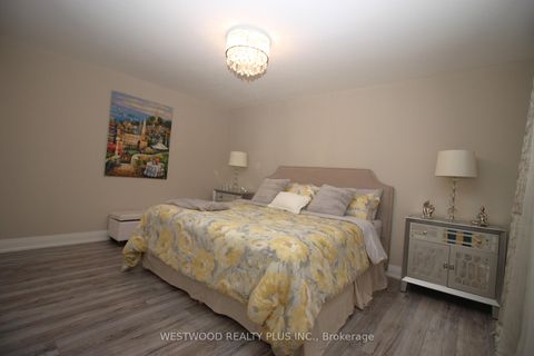 Photo 13 at 58 Maple Grove Avenue, Oak Ridges, Richmond Hill
