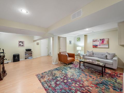 Photo 24 at 54 Moorcrest Drive, Aurora Village, Aurora