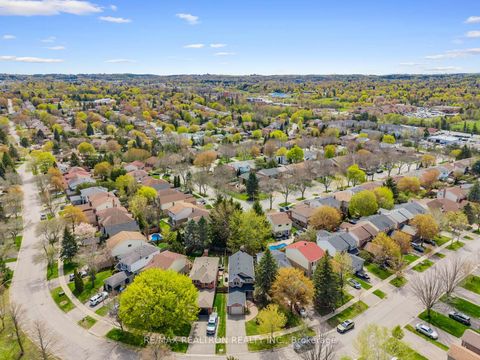 Photo 32 at 54 Moorcrest Drive, Aurora Village, Aurora