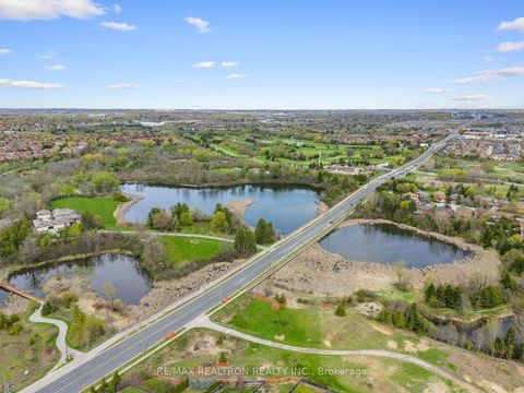 Photo 35 at 54 Moorcrest Drive, Aurora Village, Aurora