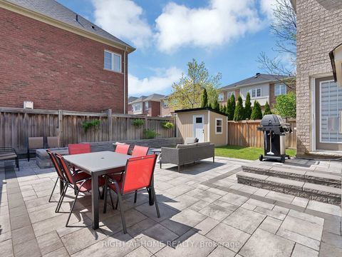 Photo 45 at 8 Yemina Gate, Patterson, Vaughan
