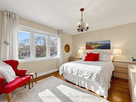 Photo 13 at 24 Breadner Drive, Richview, Toronto
