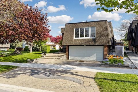 Photo 2 at 2 McGrath Court, Centennial Scarborough, Toronto