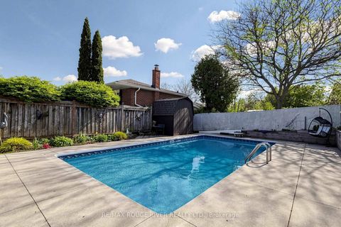 Photo 38 at 2 McGrath Court, Centennial Scarborough, Toronto