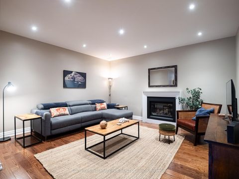 Photo 24 at 74 Four Oaks Gate, East York, Toronto