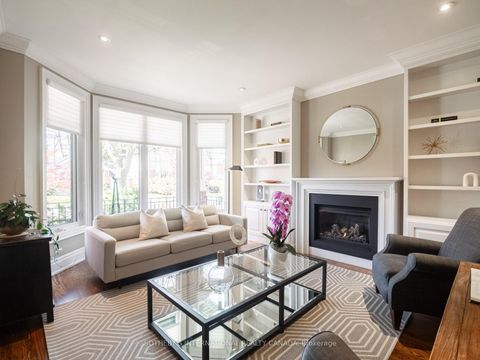Photo 42 at 74 Four Oaks Gate, East York, Toronto