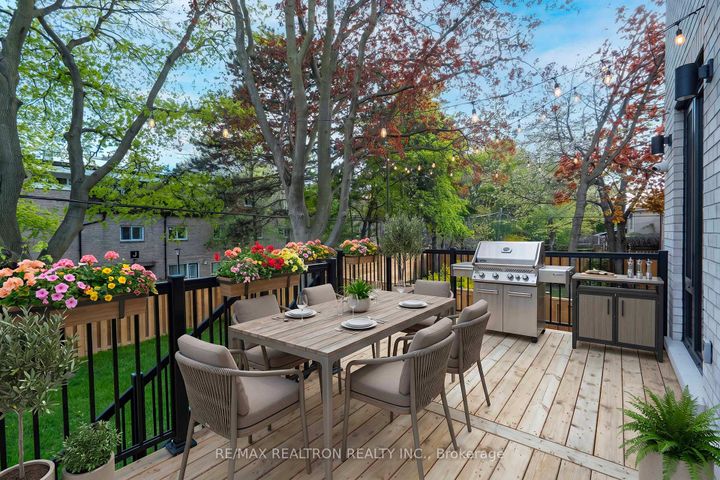 Photo 6 at 35 Foxwarren Drive, Bayview Village, Toronto