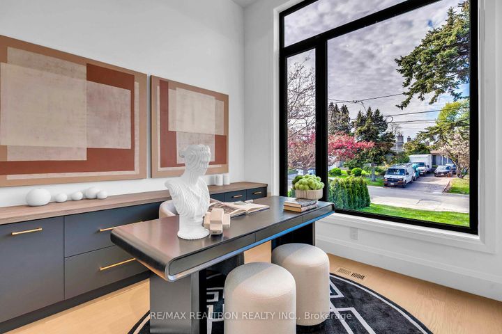 Photo 10 at 35 Foxwarren Drive, Bayview Village, Toronto