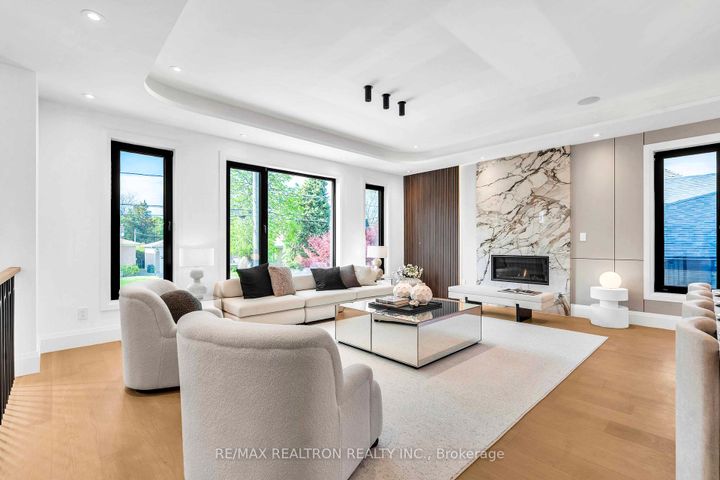Photo 14 at 35 Foxwarren Drive, Bayview Village, Toronto