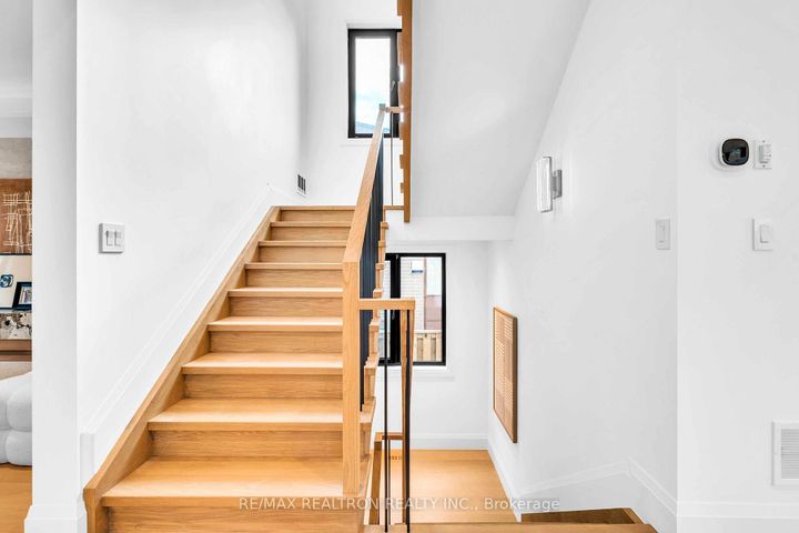Photo 19 at 35 Foxwarren Drive, Bayview Village, Toronto
