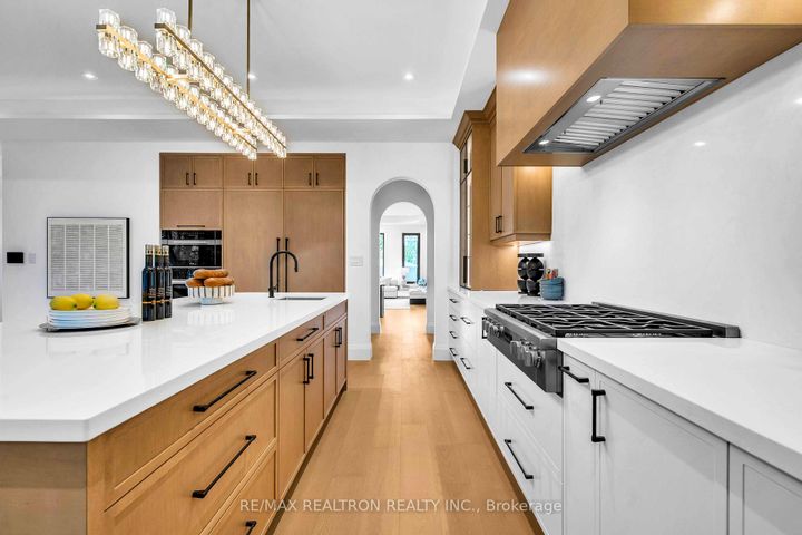 Photo 24 at 35 Foxwarren Drive, Bayview Village, Toronto