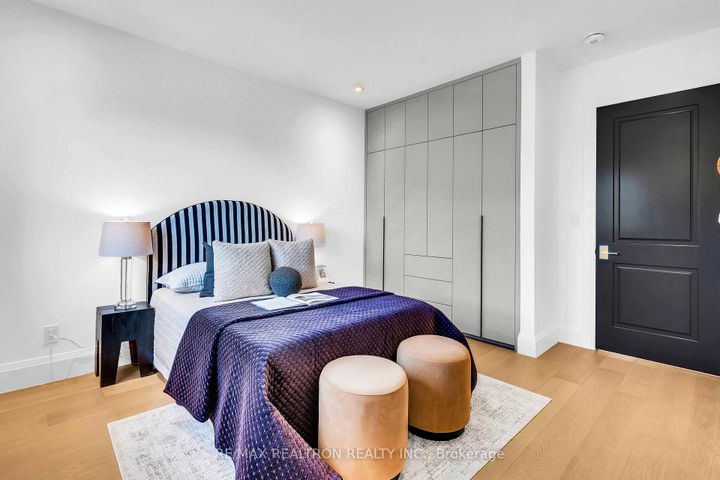 Photo 34 at 35 Foxwarren Drive, Bayview Village, Toronto