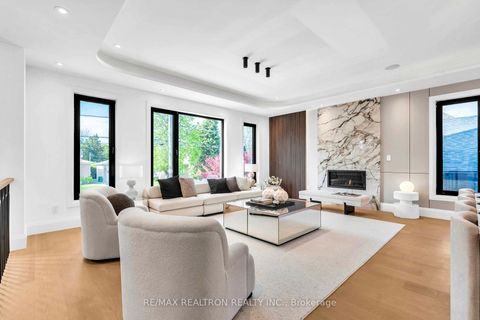 Photo 14 at 35 Foxwarren Drive, Bayview Village, Toronto
