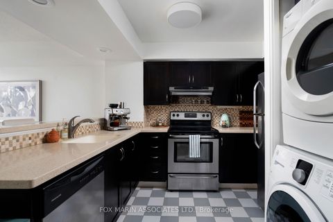 Photo 2 at 815 - 801 King Street W, Niagara, Toronto