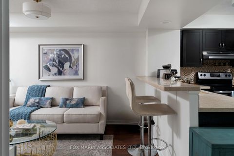 Photo 9 at 815 - 801 King Street W, Niagara, Toronto