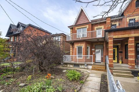 Photo 1 at 404 Manning Avenue, Little Italy, Toronto