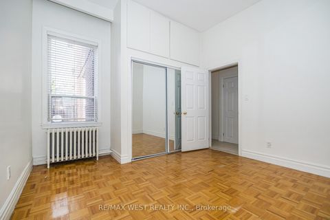 Photo 15 at 404 Manning Avenue, Little Italy, Toronto