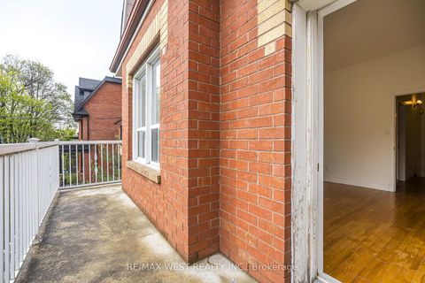 Photo 35 at 404 Manning Avenue, Little Italy, Toronto