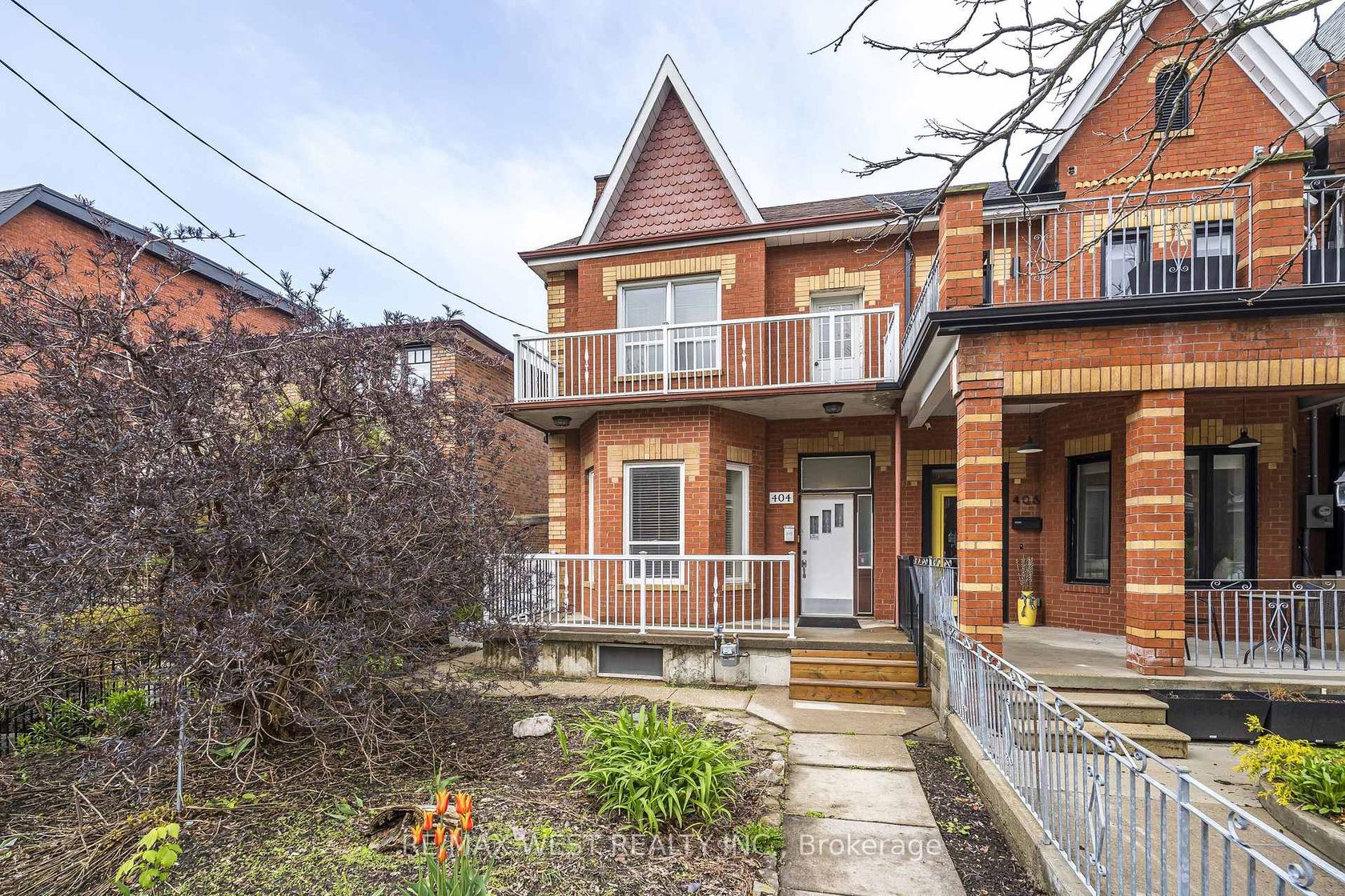 404 Manning Avenue, Little Italy, Toronto 