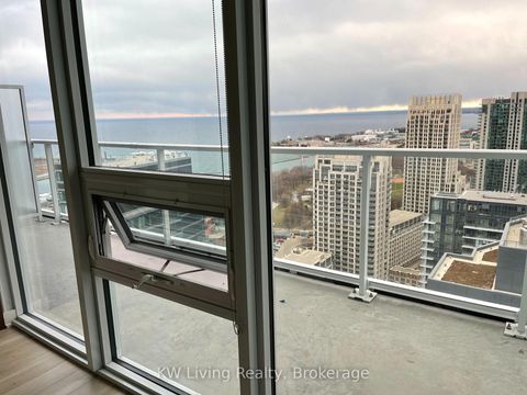 Photo 11 at 4202 - 19 Bathurst Street, Waterfront Communities C1, Toronto
