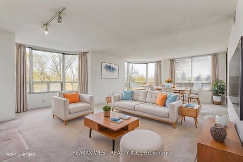 Photo 13 at 411 - 1 Aberfoyle Crescent, City Centre West, Toronto