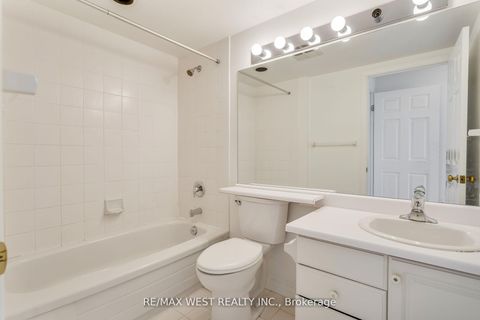Photo 16 at 411 - 1 Aberfoyle Crescent, City Centre West, Toronto