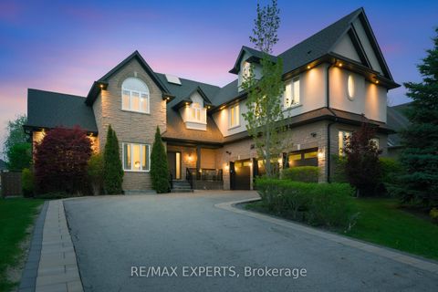 Photo 3 at 56 Mapledown Way, Rural Vaughan, Vaughan